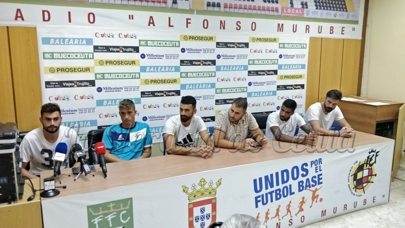 AD Ceuta presentacion fichajes 3