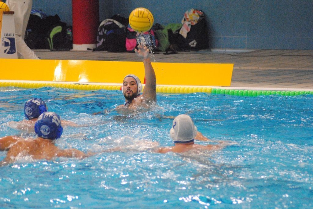 El C.N. Caballa retoma la competición frente al C.N. Helios