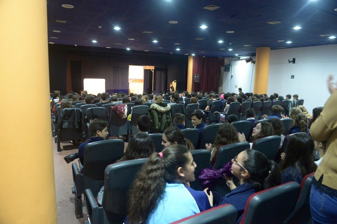 Educación programa la obra de Moliere “El enfermo imaginario”