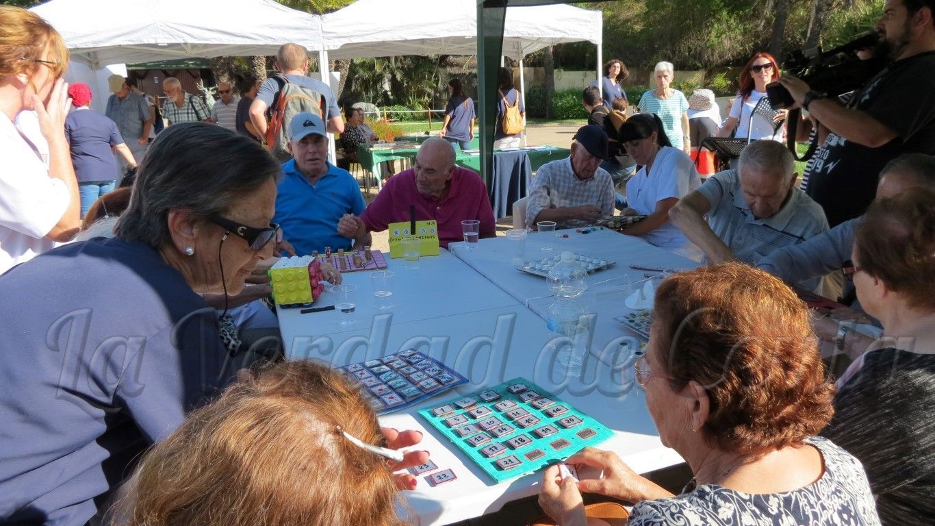 La Asociación de Familiares de Personas con Alzheimer saldrá a la calle para concienciar sobre la importancia de esta enfermedad