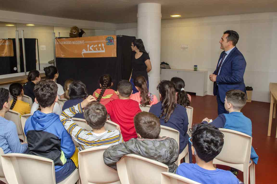 El Revellín acoge la actividad ‘Hola a todos’ para conmemorar el Día de las Lenguas Maternas