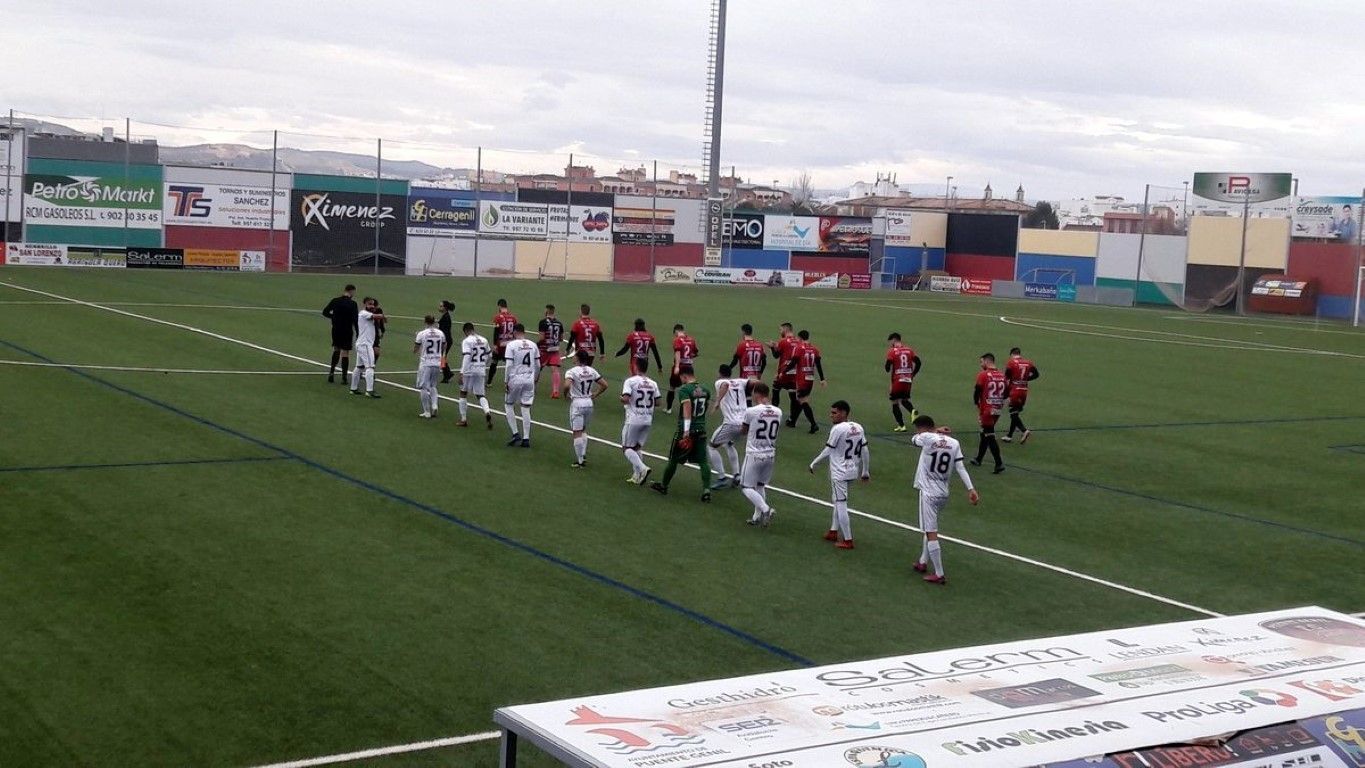El colegiado del partido entre el Puente Genil y la AD Ceuta reflejó en el acta insultos racistas