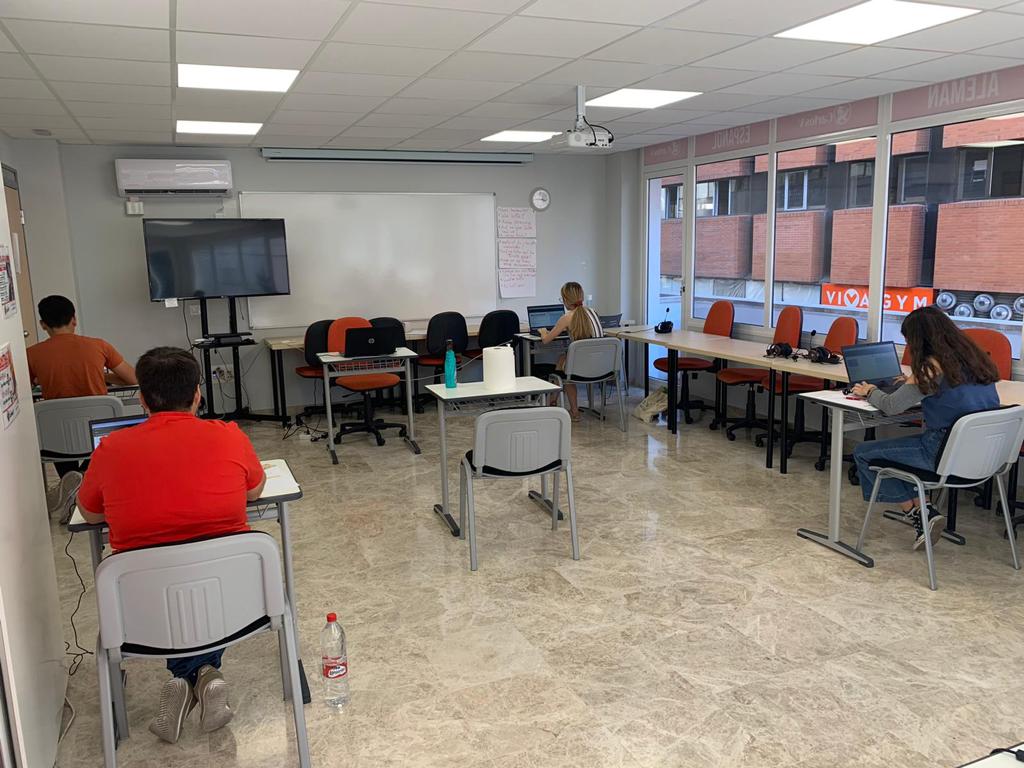 UGT iniciará un programa formativo de competencias en inglés para sus afiliados
