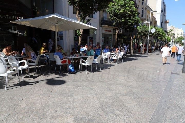 Los hosteleros desconvocan la concentración de mañana por falta de autorización