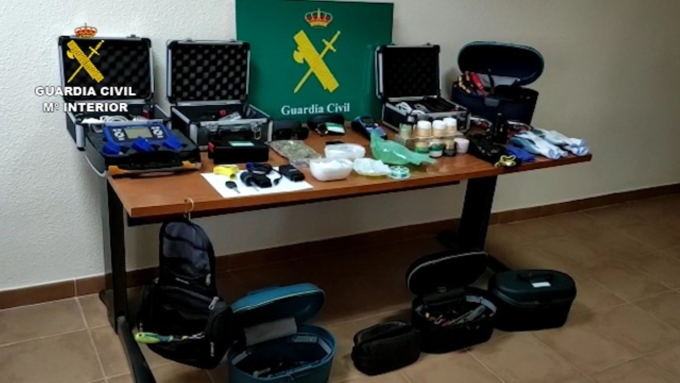 La Guardia Civil detiene a los 3 integrantes de un grupo especializado en robar en farmacias durante el estado de alarma