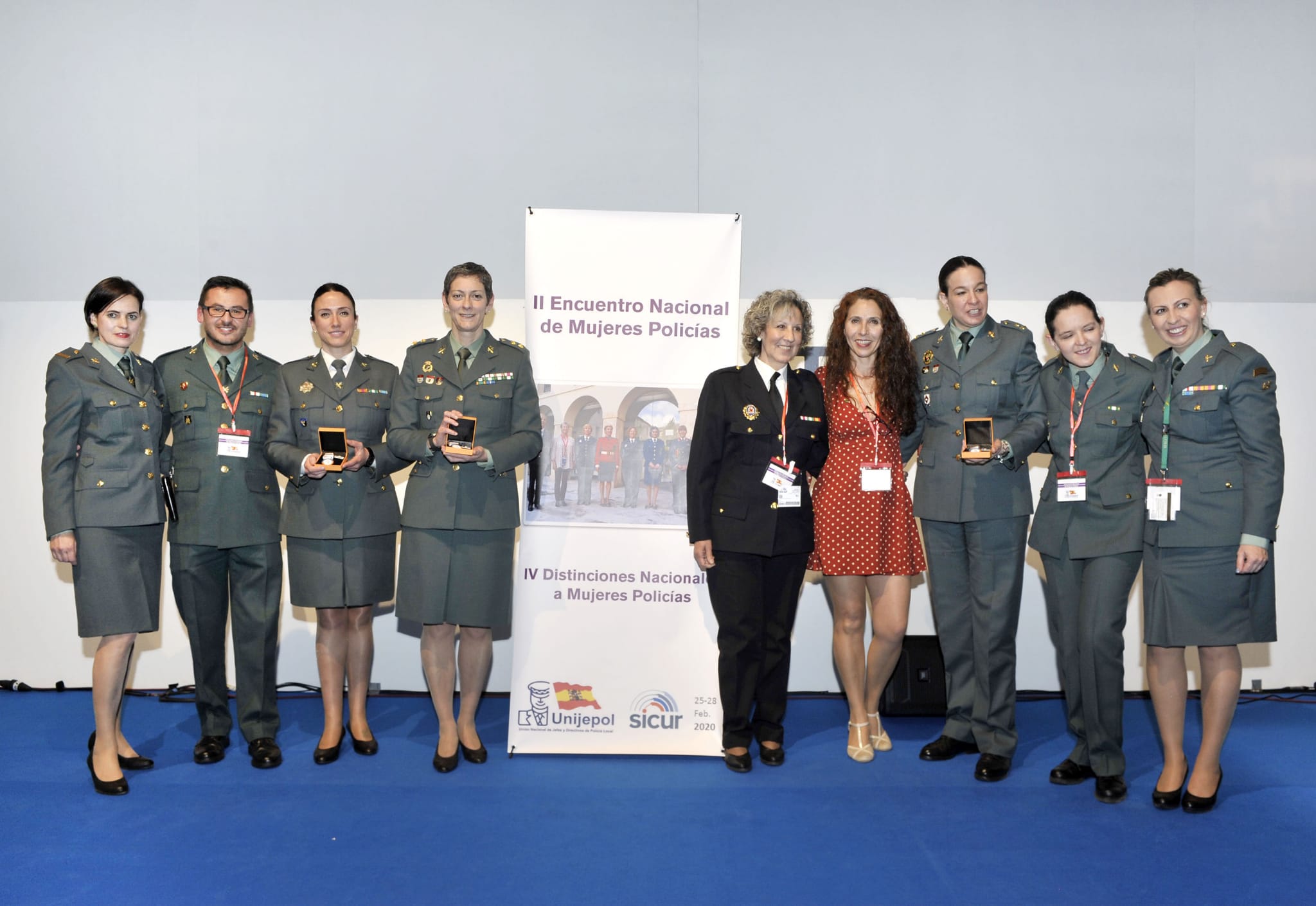Unijepol reconoce la labor de las mujeres en la Guardia Civil condecorando a tres de ellas