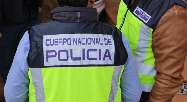 La Policía Nacional detiene in fraganti a dos varones y aborta el atraco a una farmacia de Madrid