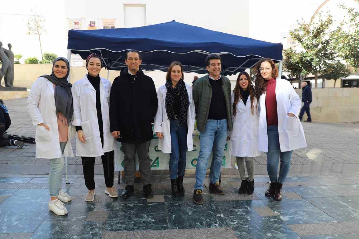 Instan a contar con la figura de un logopeda tanto en los colegios como en el Hospital