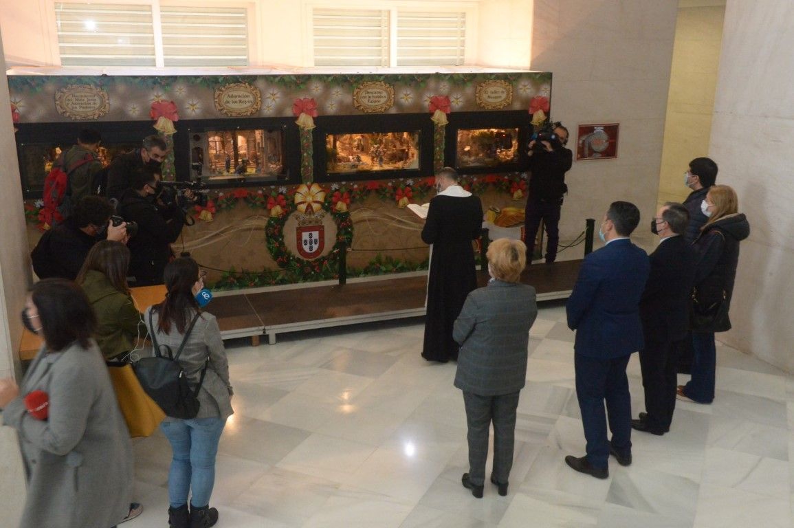 Inaugurado el Belén que la Ciudad instala en el Palacio Autonómico