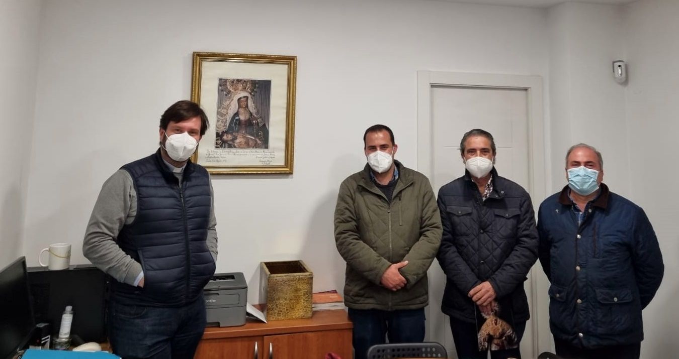 La Casa de Ceuta en Algeciras se presenta oficialmente ante el nuevo párroco del Corpus Christi