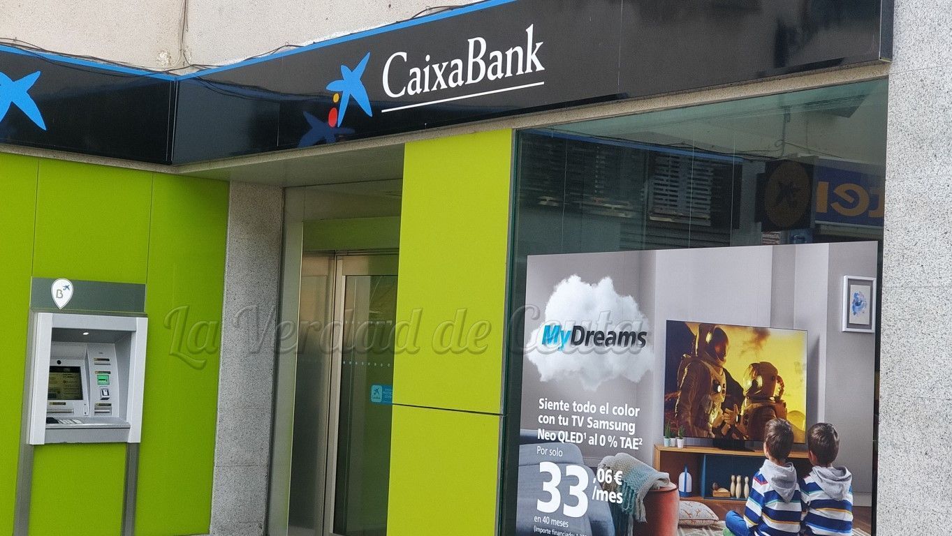 CCOO convoca una concentración contra los despidos forzosos en Caixabank