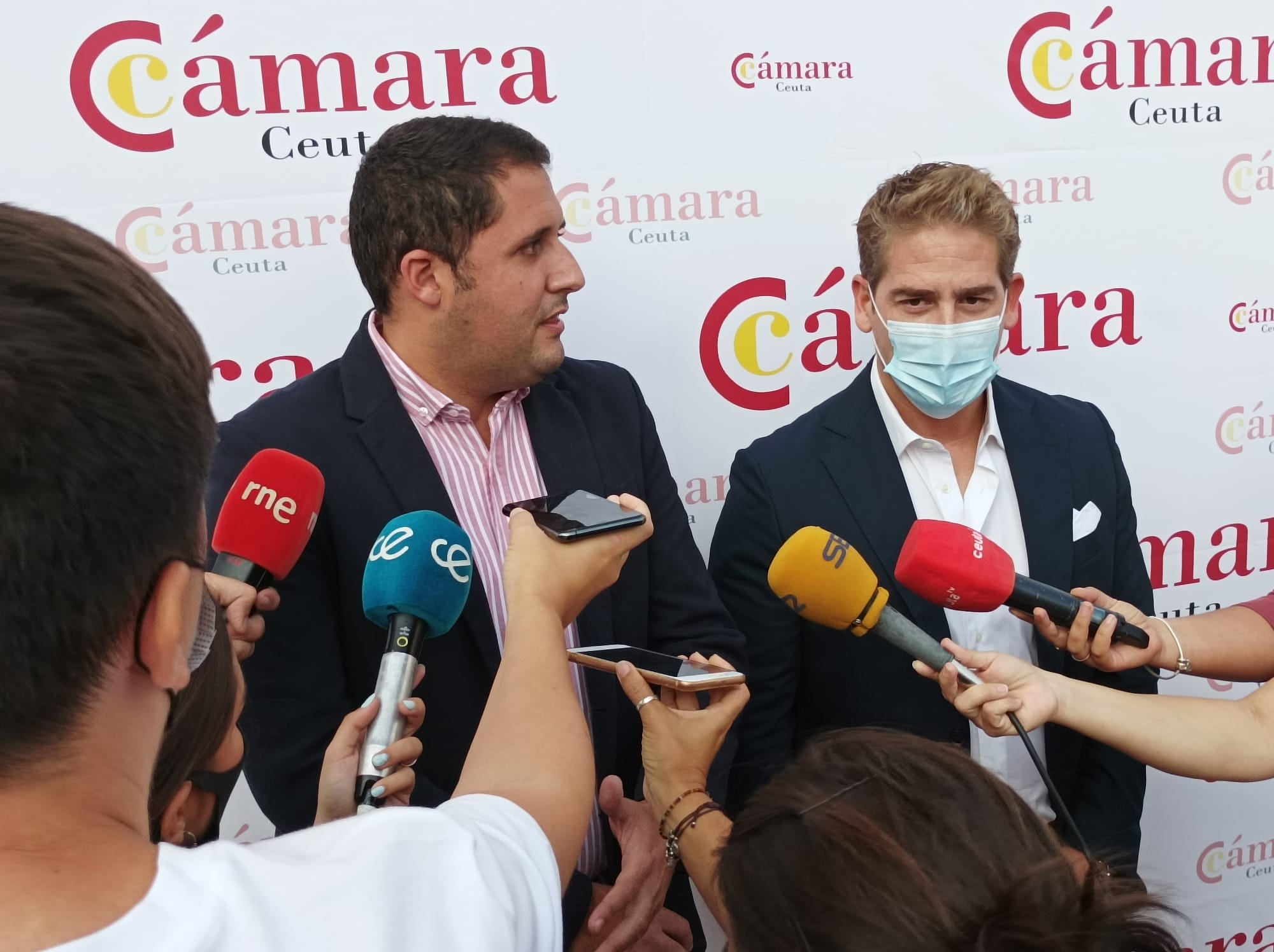 Karim Bulaix pide no cruzar el Estrecho “para compras básicas”