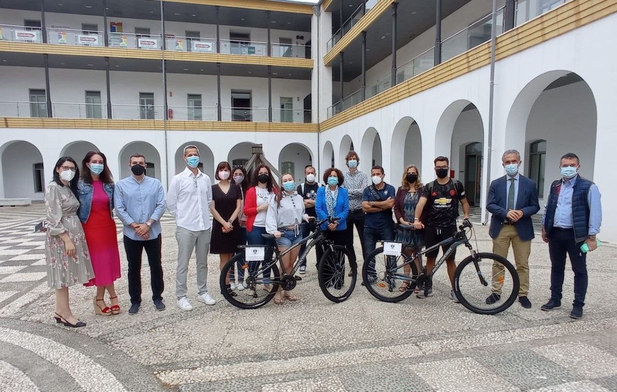 La rectora de la UGR visita el Campus de Ceuta por el Día de la Enfermería