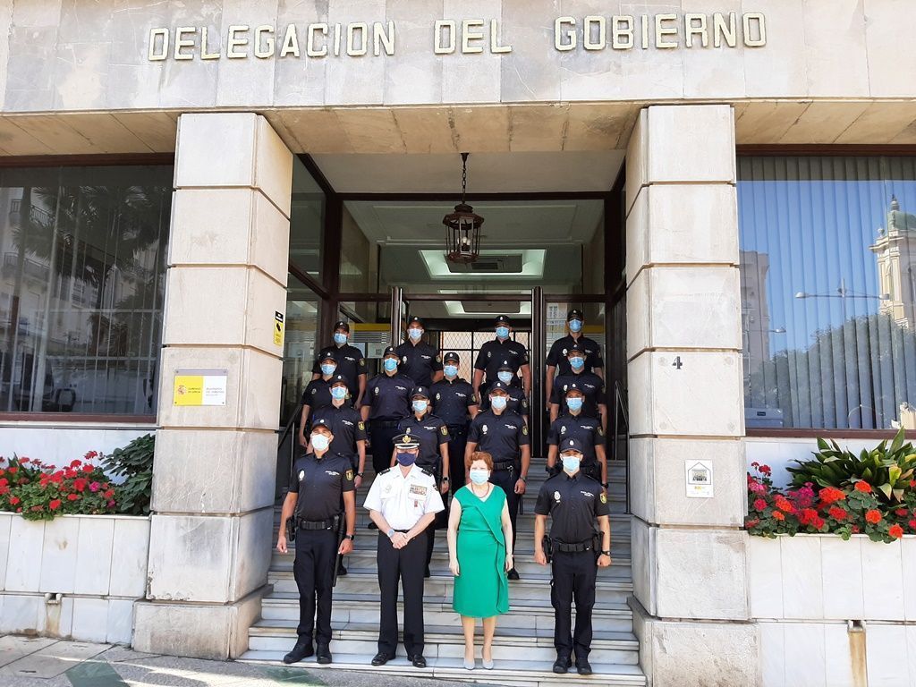La Delegada del Gobierno da la bienvenida a los 35 alumnos del Cuerpo Nacional de Policía que  inician su periodo de formación en Ceuta