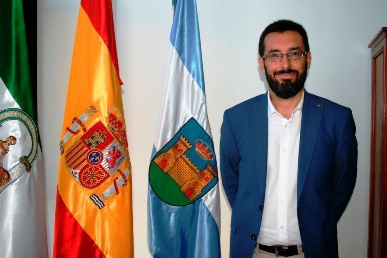 El alcalde de La Línea dice que está dispuesto a acampar para que no se construya la subestación para suministrar electricidad a Ceuta