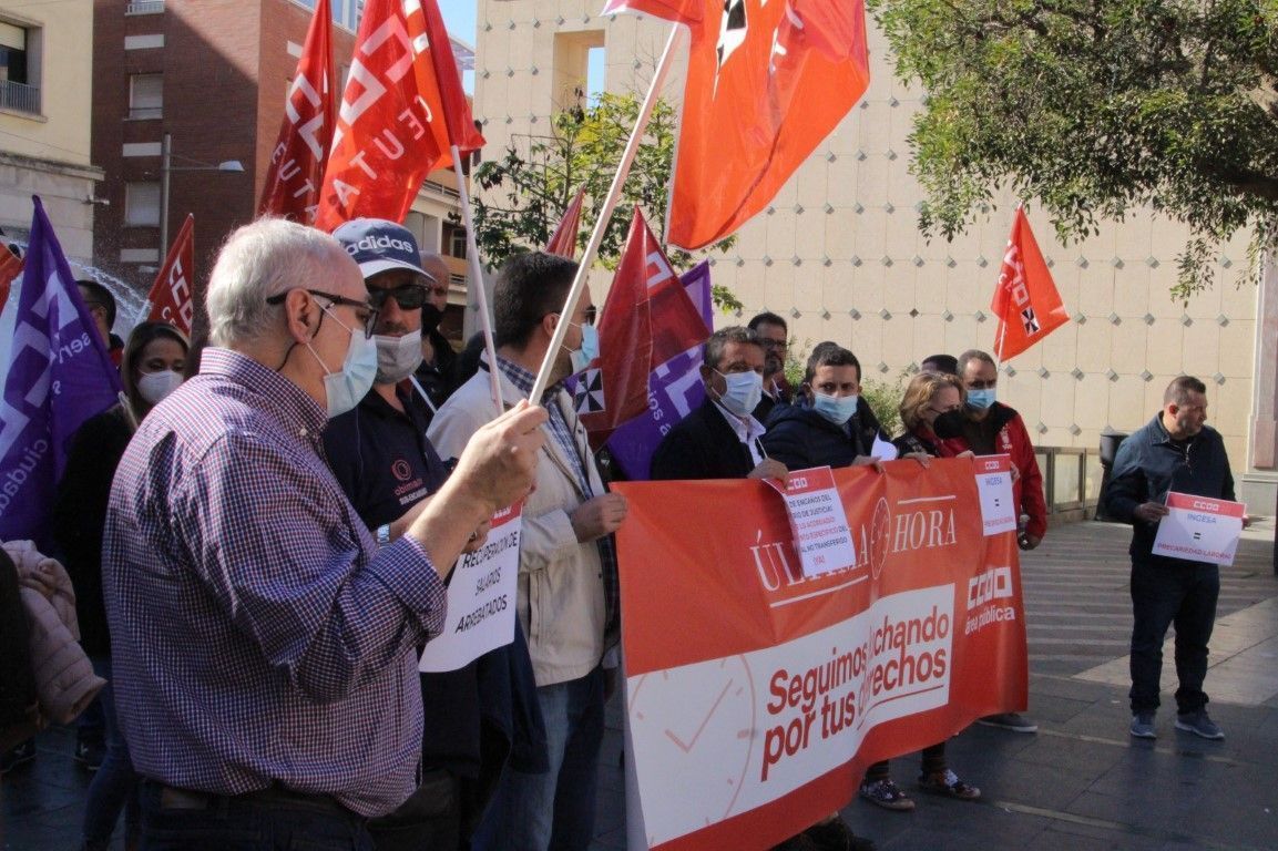 CCOO reivindica con una concentración los derechos laborales de los empleados públicos