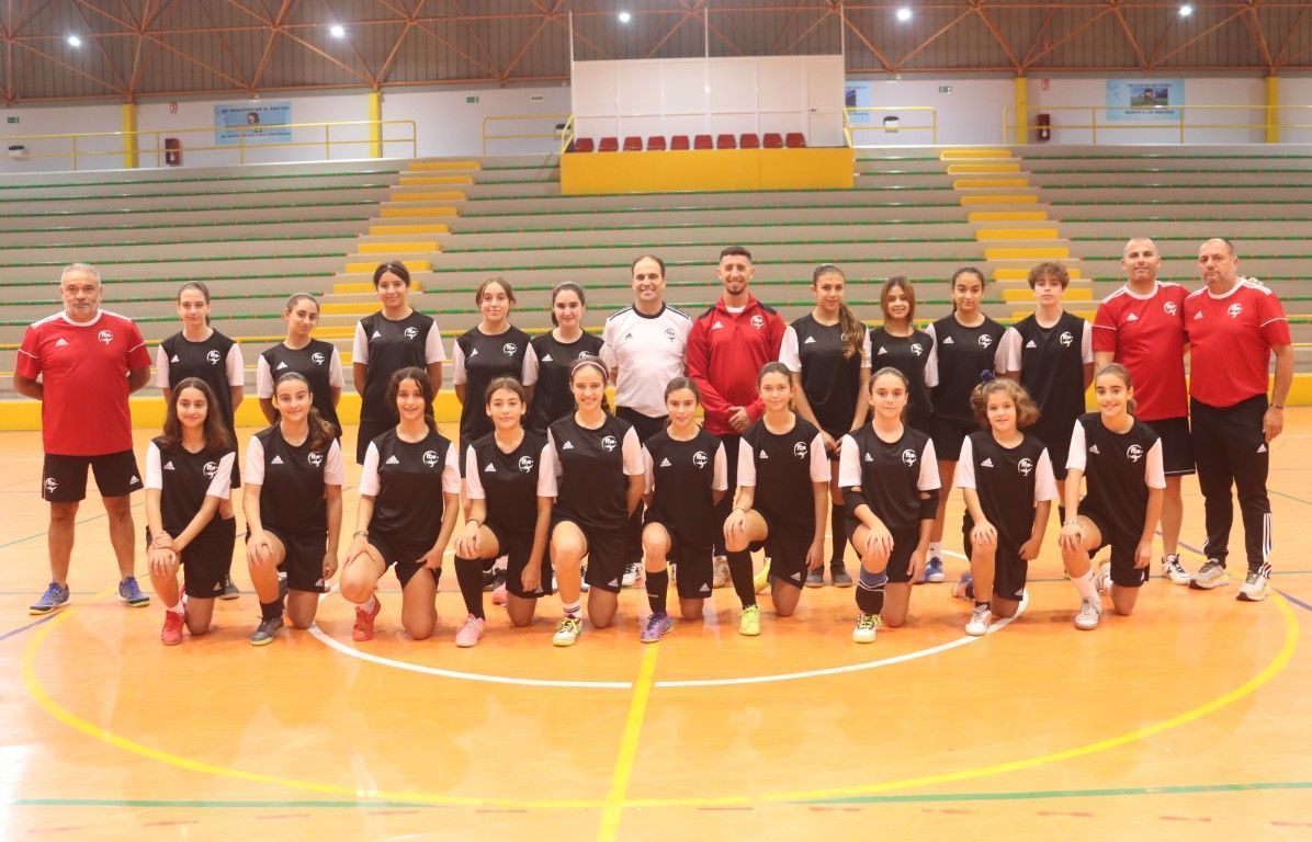 El pabellón La Libertad acoge la puesta en marcha de las selecciones Cadete e Infantil  