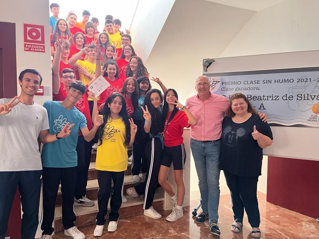 Alumnos del colegio Beatriz de Silva ganan la edición anual del certamen escolar ‘Clase sin humo’ 