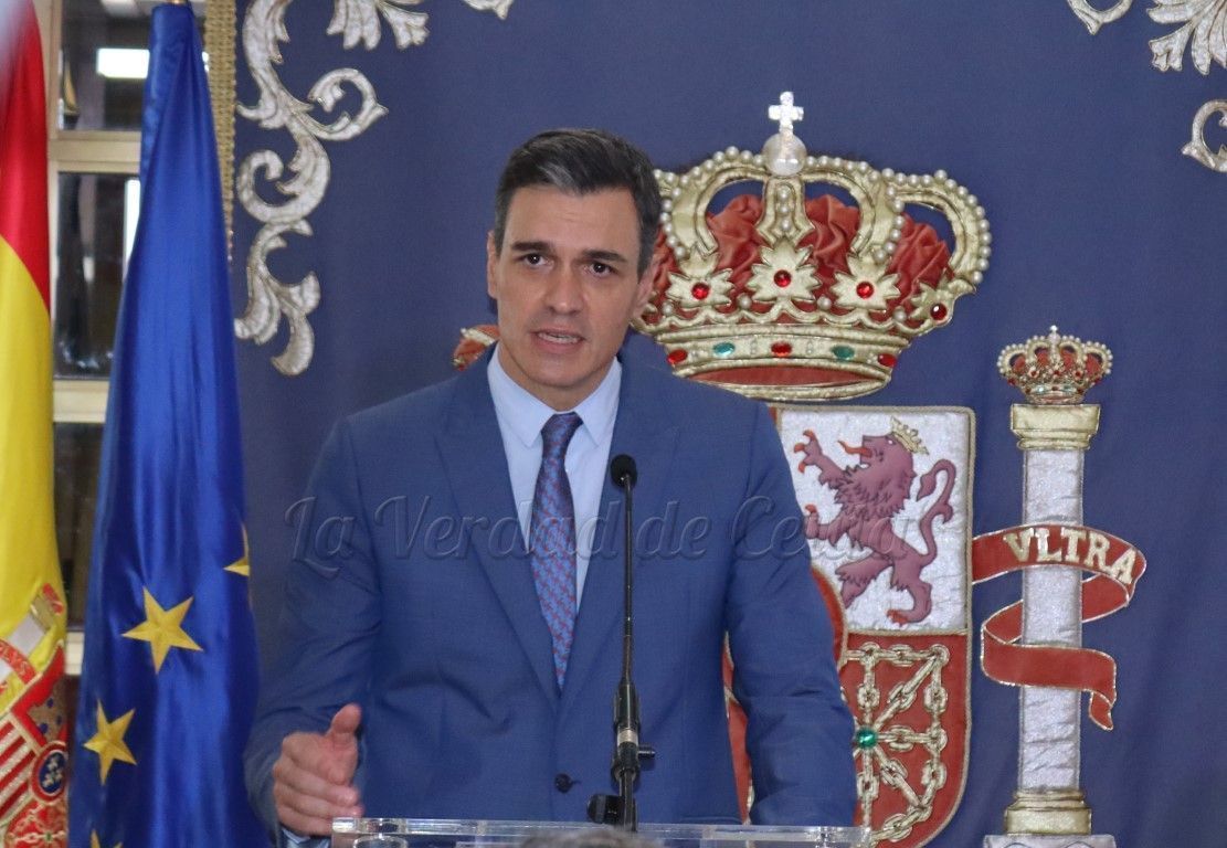 Pedro Sánchez felicita a los ceutíes y dice que es una ciudad “excepcional”