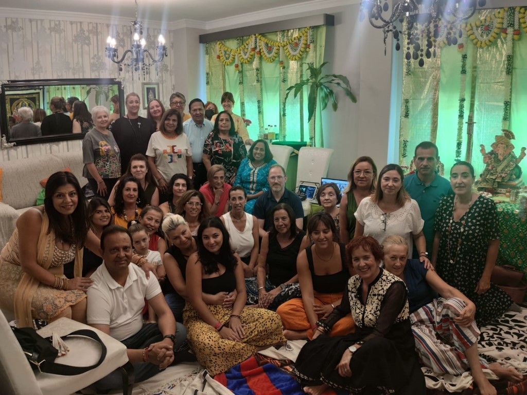 Centro Global 2 realiza una meditación para celebrar la festividad de Ganesh 