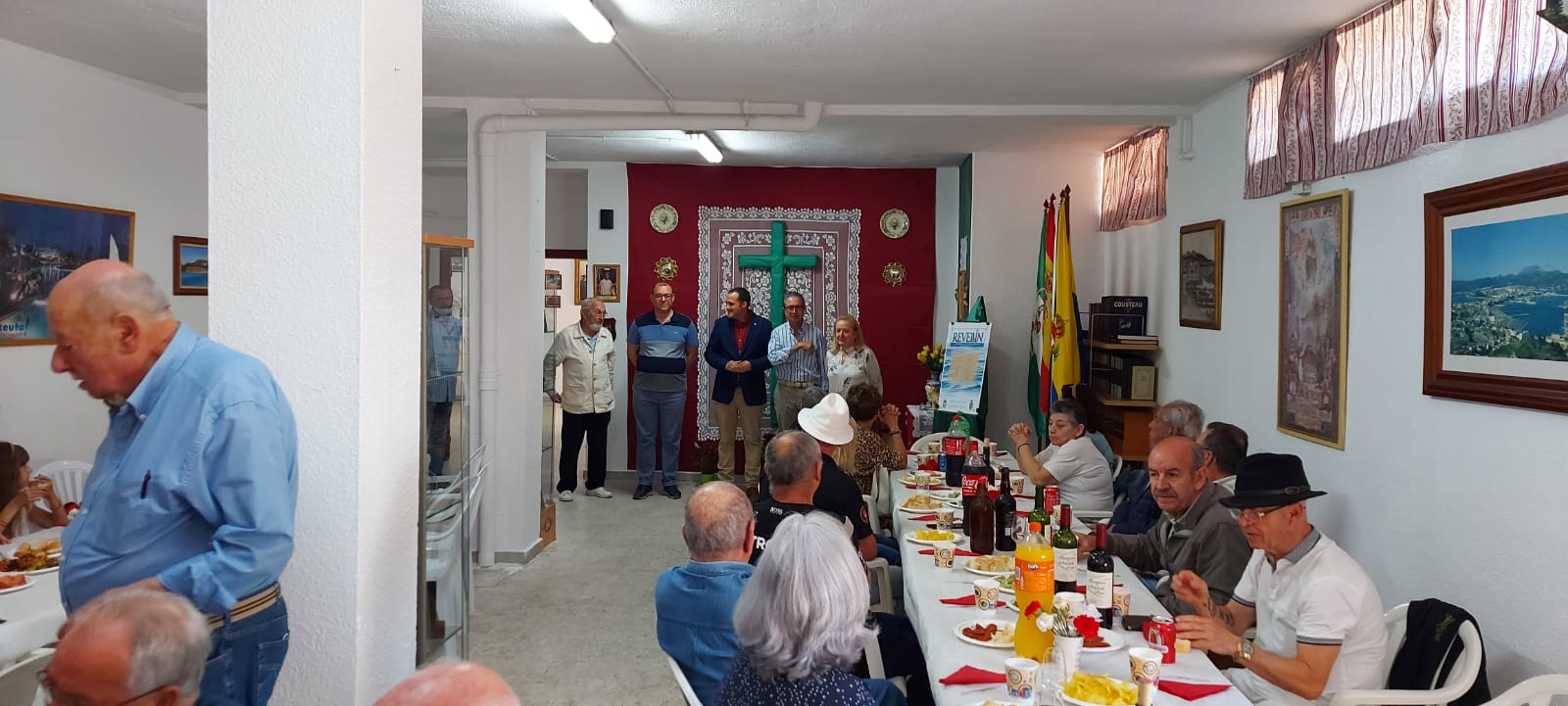 La Casa de Ceuta en Algeciras celebra una comida de convivencia por la Cruz de mayo
