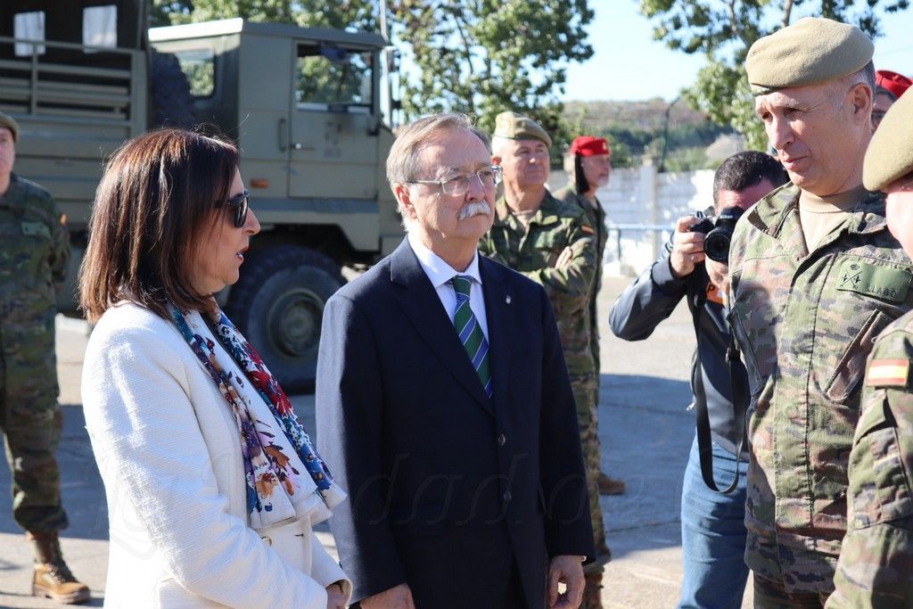 El presidente vivas felicita la Pascua Militar al comandante general de Ceuta