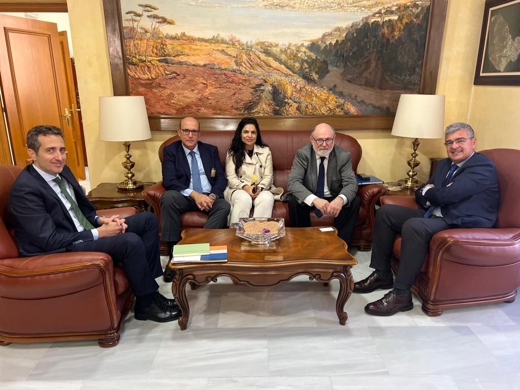 El delegado del Gobierno recibe al presidente del grupo Tragsa