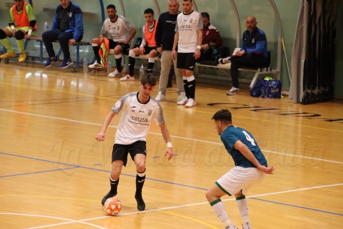 El Ceutí B cae ante el líder Córdoba B en el Guillermo Molina (2-6)