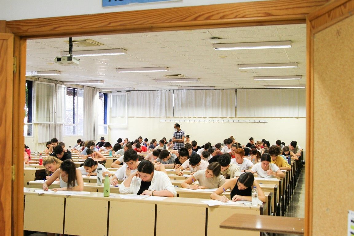 6.604 estudiantes se examinará de las pruebas de acceso y admisión a la Universidad en la UGR