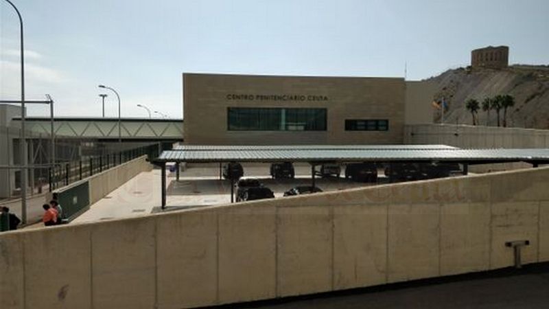 APDHA denuncia la situación en las cárceles españolas, en las que en 2022 hubo 33 suicidios