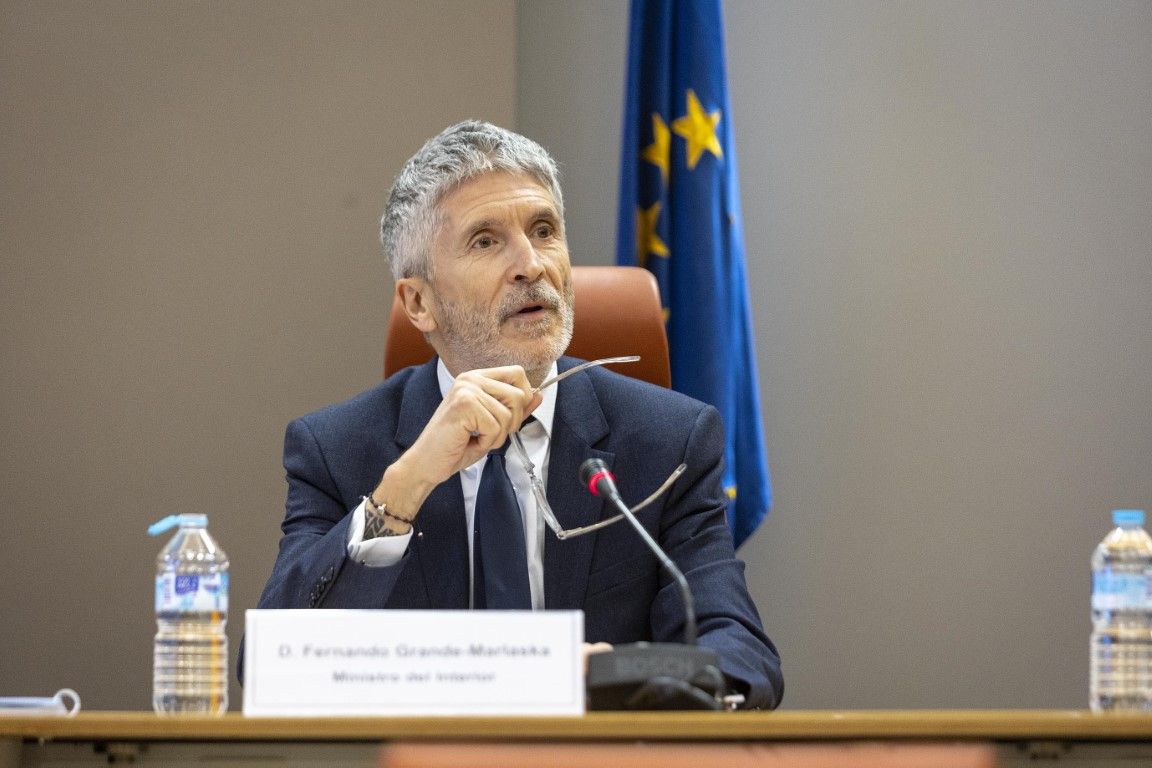 Marlaska dice que un grupo marginal de violentos organizó los altercados contra los reyes y el presidente del Gobierno