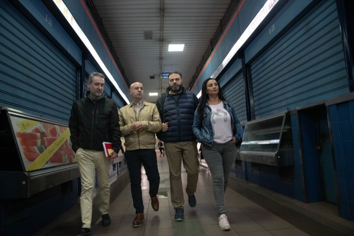 El PSOE pide a Vivas que deje de engañar a los comerciantes del Mercado con proyectos que nunca acomete