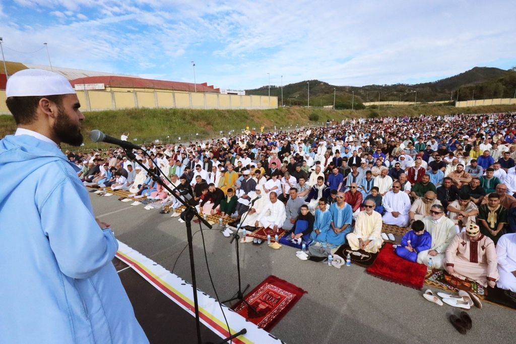 La comunidad musulmana de Ceuta pone fin al mes sagrado de Ramadán con la tradicional Musal-la