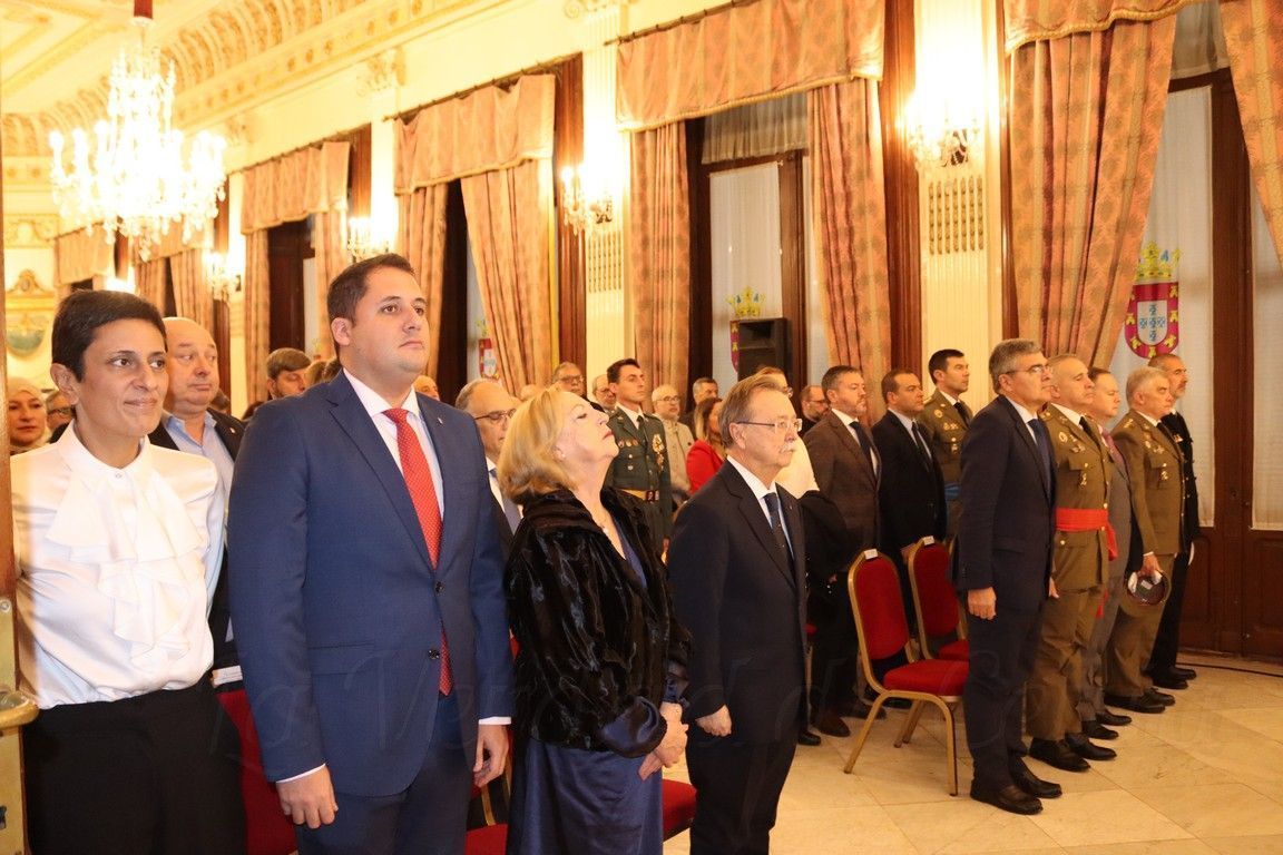 El Palacio Autonómico acoge la celebración solemne en Conmemoración del Día de la Constitución