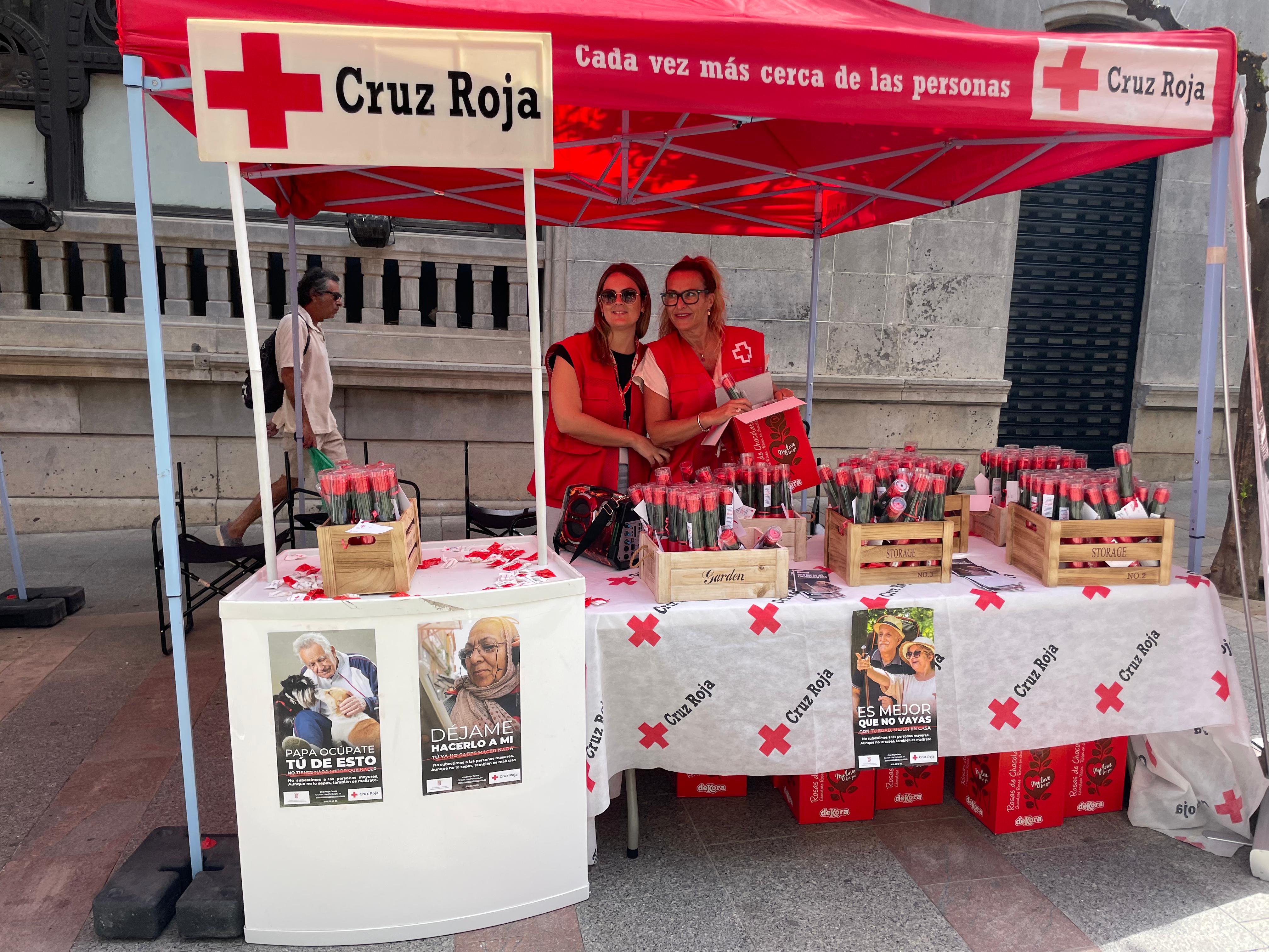 Cruz Roja Ceuta pone el foco en la vulnerabilidad de las mujeres mayores