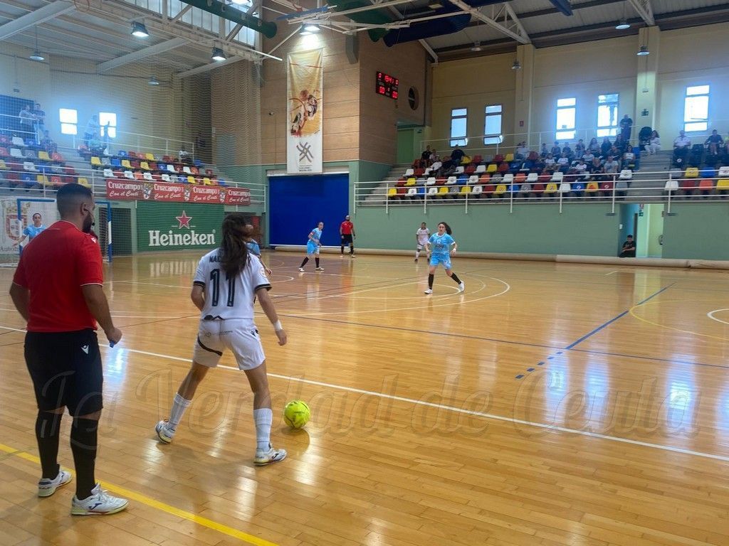 La AD Ceuta Femenino a seguir invicto en la pista del Azuqueca 