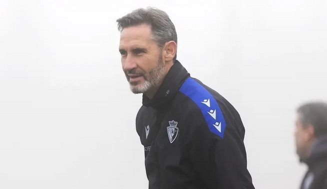 El entrenador del Osasuna exige mayor competitividad a sus jugadores