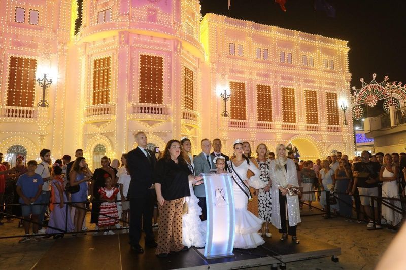 La Feria 2024 cumple con el primer día: iluminación y actuación de King África