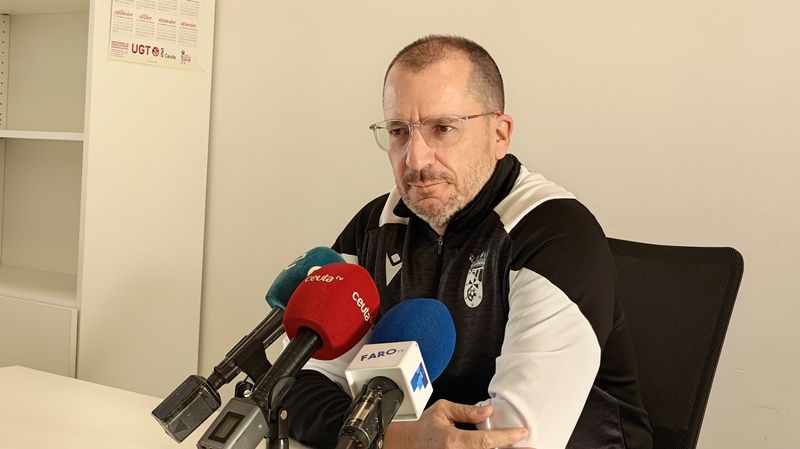 José Juan Romero: “Si no dijera que estoy contento con la plantilla, mentiría” 