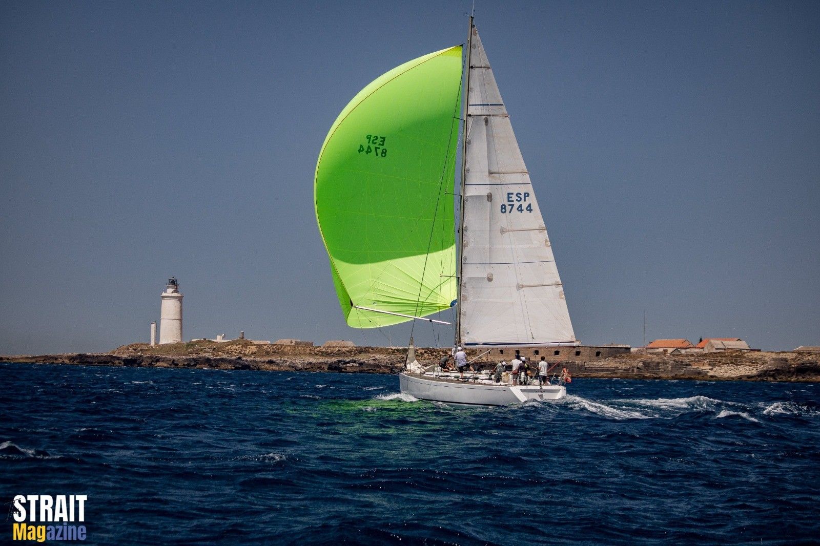 La embarcación ‘Balboa’ de Albero Rodríguez gana la 12ª Regata Straitchallenge