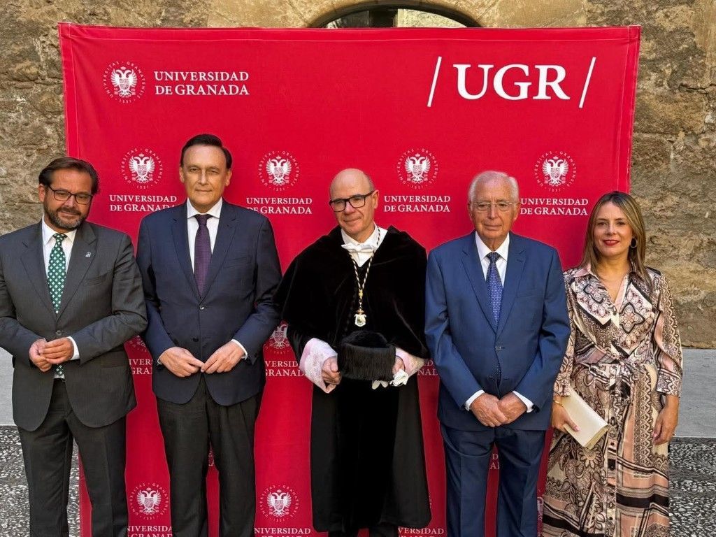 La consejera Pilar Orozco asiste a la apertura oficial del curso académico de la Universidad de Granada