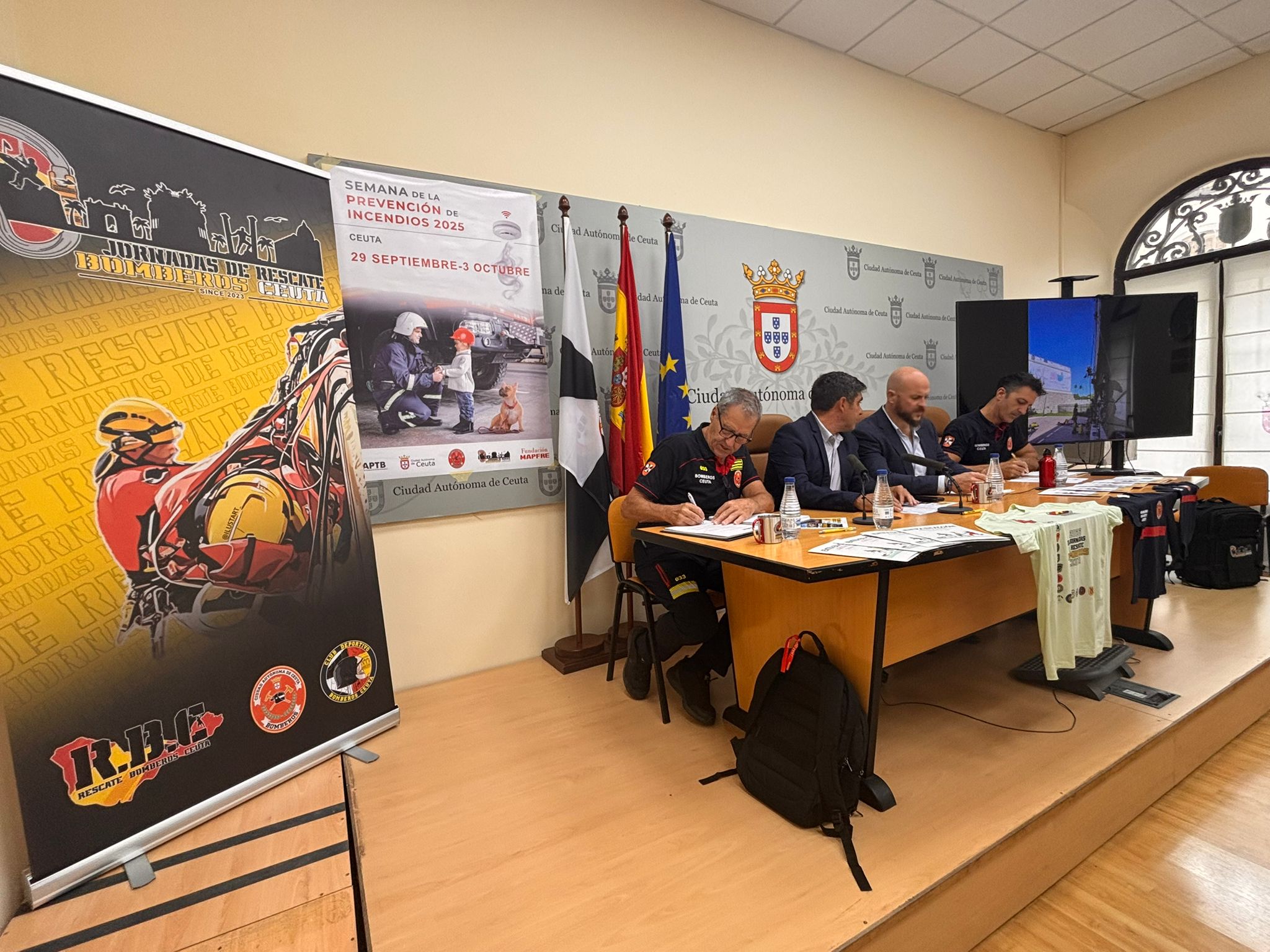 Ceuta acoge la semana de prevención de incendios y las jornadas de rescate vertical