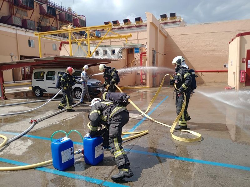 Endesa realiza un simulacro de incendio en su central de Ceuta