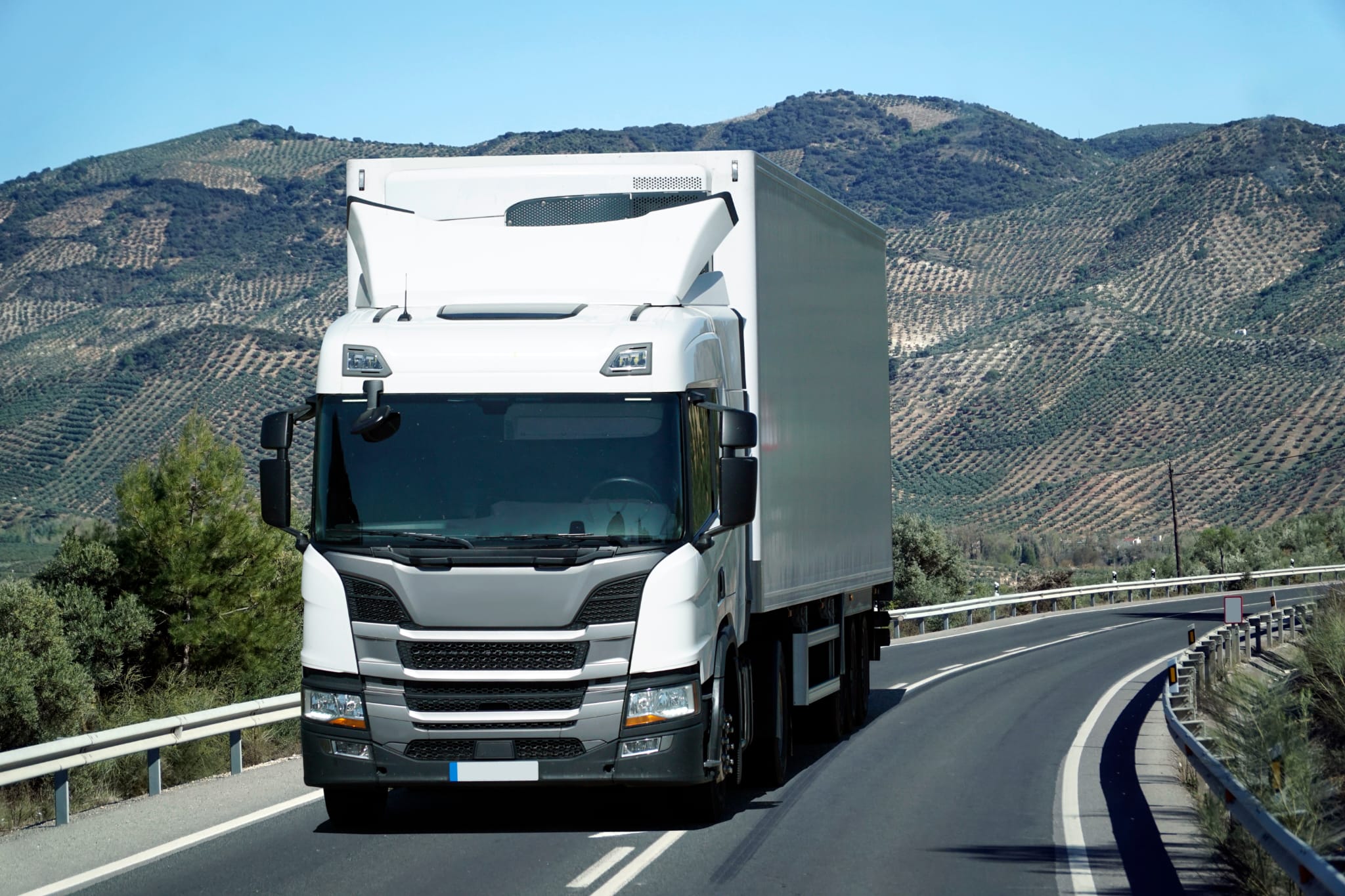 España eleva a 44 toneladas la masa máxima permitida para el transporte de mercancías por carretera