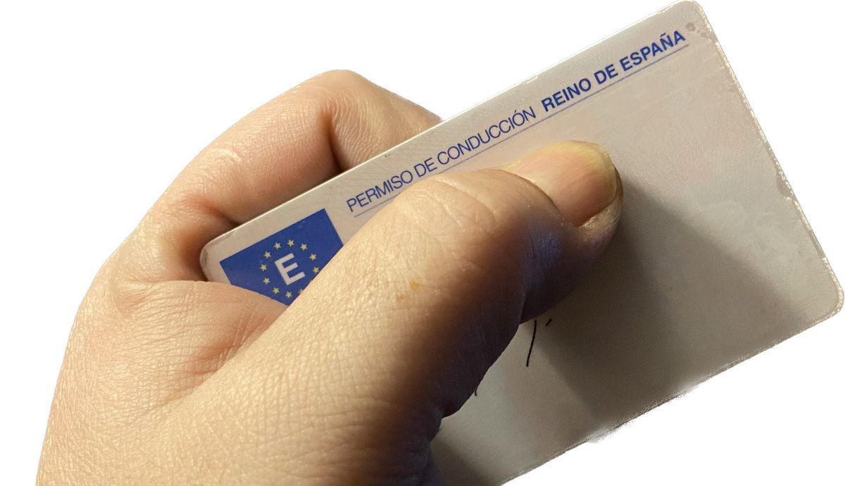 La DGT pone en marcha el servicio de canje digital de permisos de conducción
