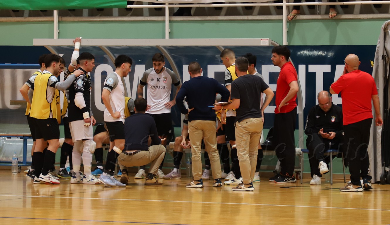 La UA Ceutí despide la temporada con un empate vibrante ante el Sala 5 Martorell (3-3)