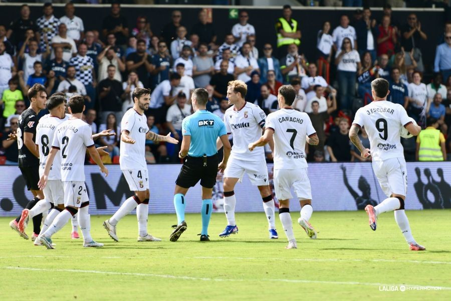 El 1x1 del partido entre la AD Ceuta y la Real Sociedad B (3-1)