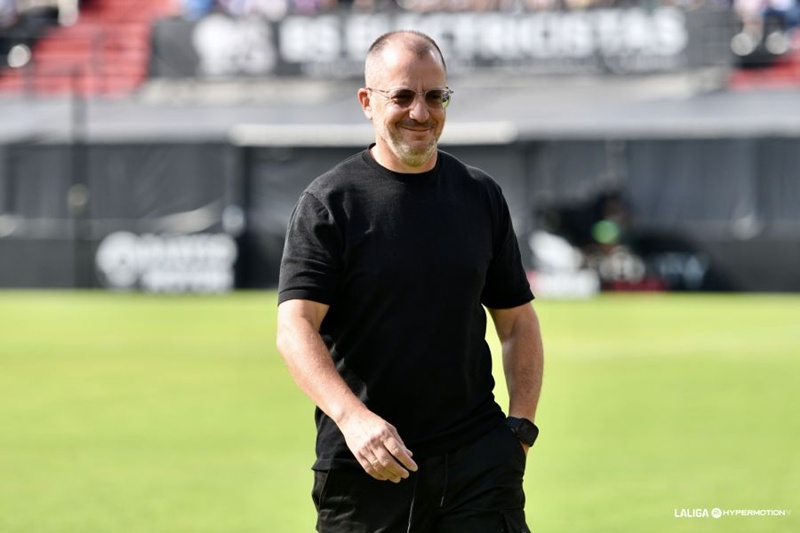 José Juan Romero, muy crítico tras caer ante el Sabadell: "Hay cosas que ya son muy difíciles de corregir"