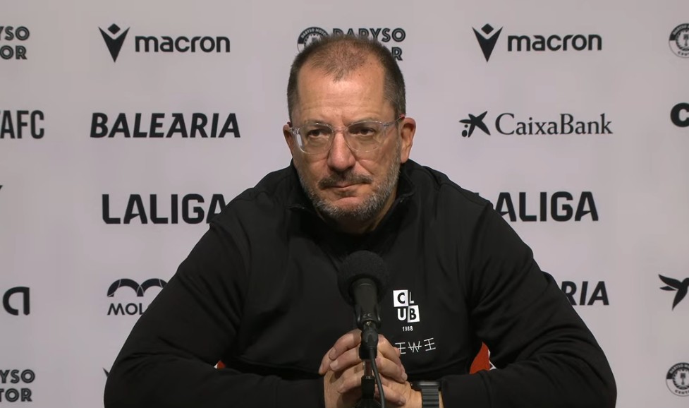 José Juan Romero: “No tengo nada que reprochar a los futbolistas y esto no cambia absolutamente nada”