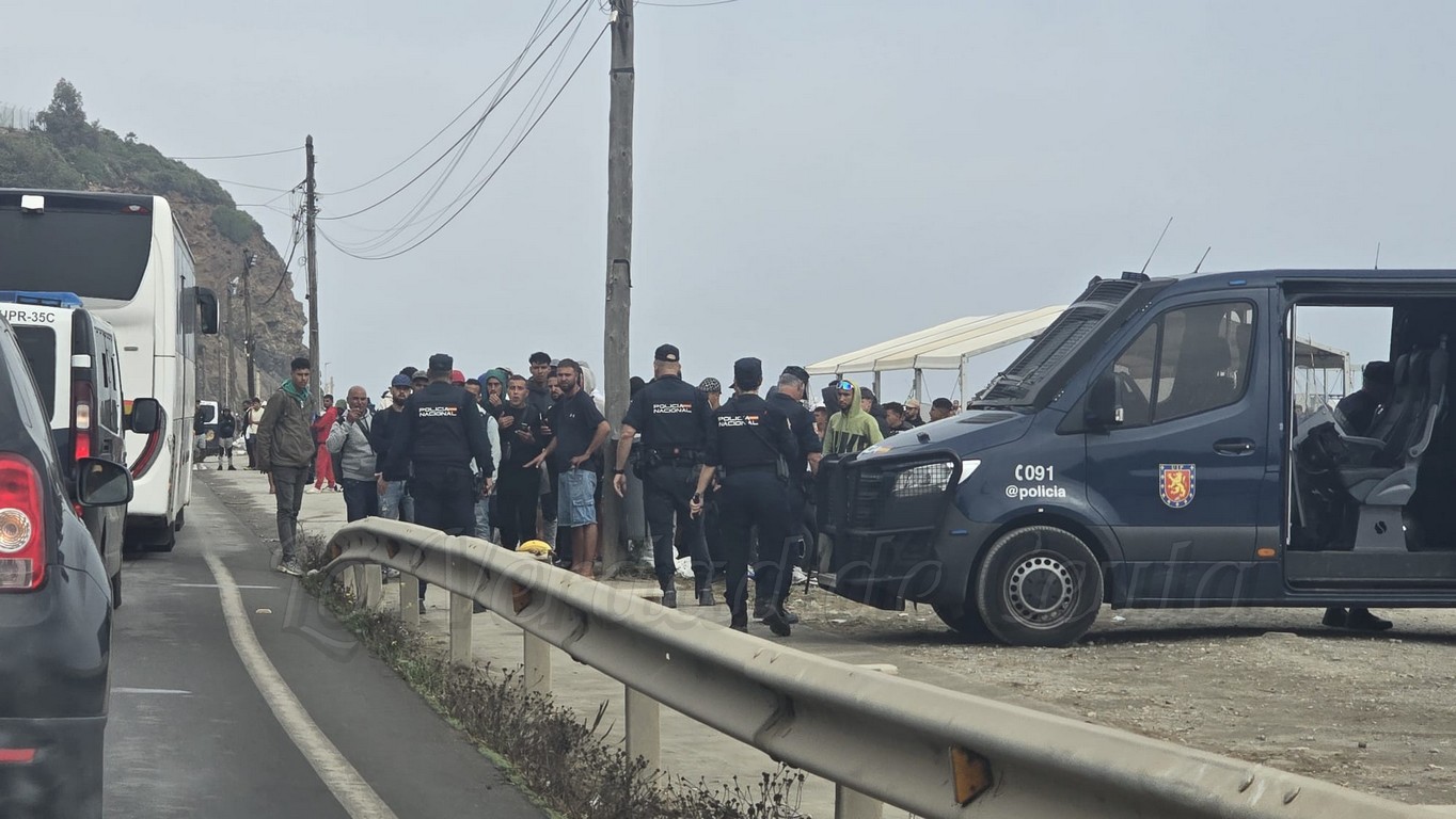 Torres anuncia nuevos operativos tras el desalojo del Trampolín y admite que siguen quedando migrantes fuera de los recursos
